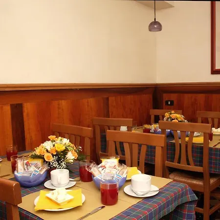 מלון Minerva & Nettuno *