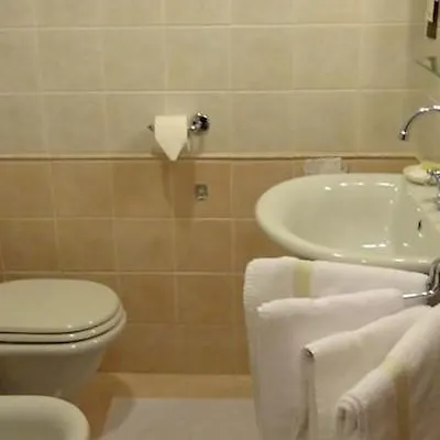 Minerva & Nettuno Otel *