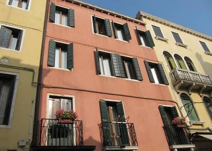 Minerva & Nettuno Hotel *