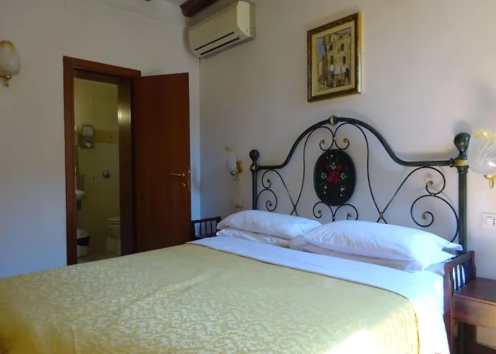 Minerva & Nettuno * Venedig