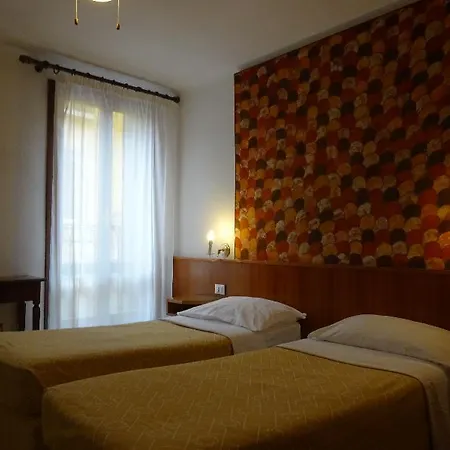 Minerva & Nettuno البندقية