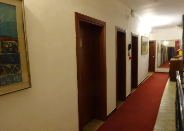 Minerva & Nettuno * Βενετία